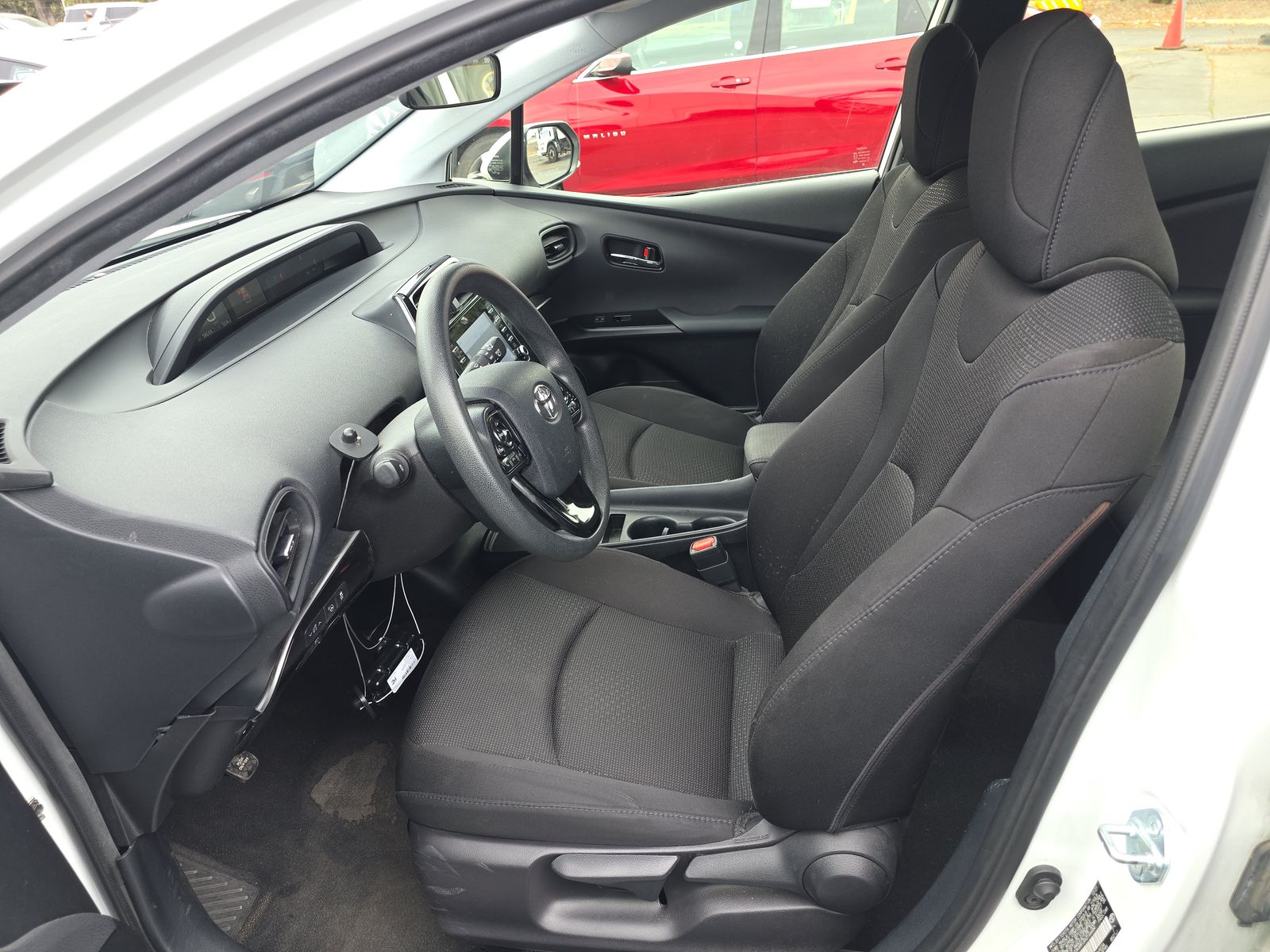 2022 Toyota Prius LE FWD