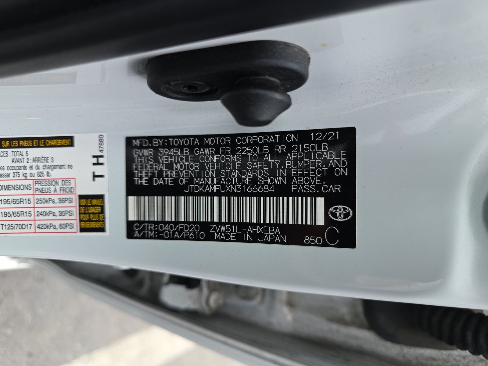2022 Toyota Prius LE FWD