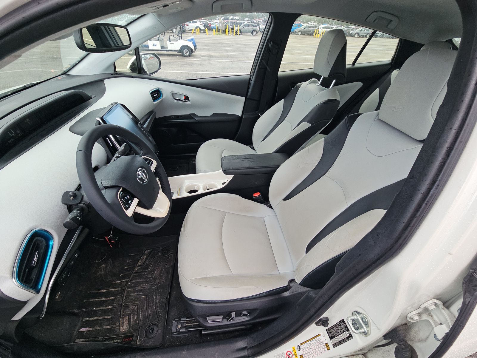 2017 Toyota Prius Prime Advanced FWD