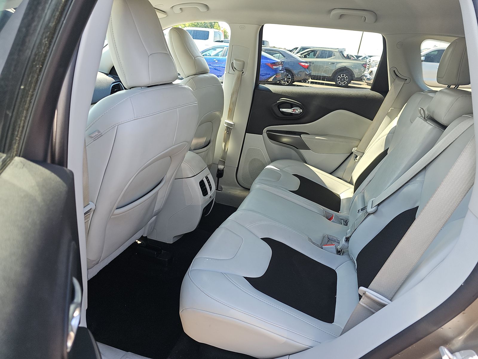 2021 Jeep Cherokee Latitude Plus FWD