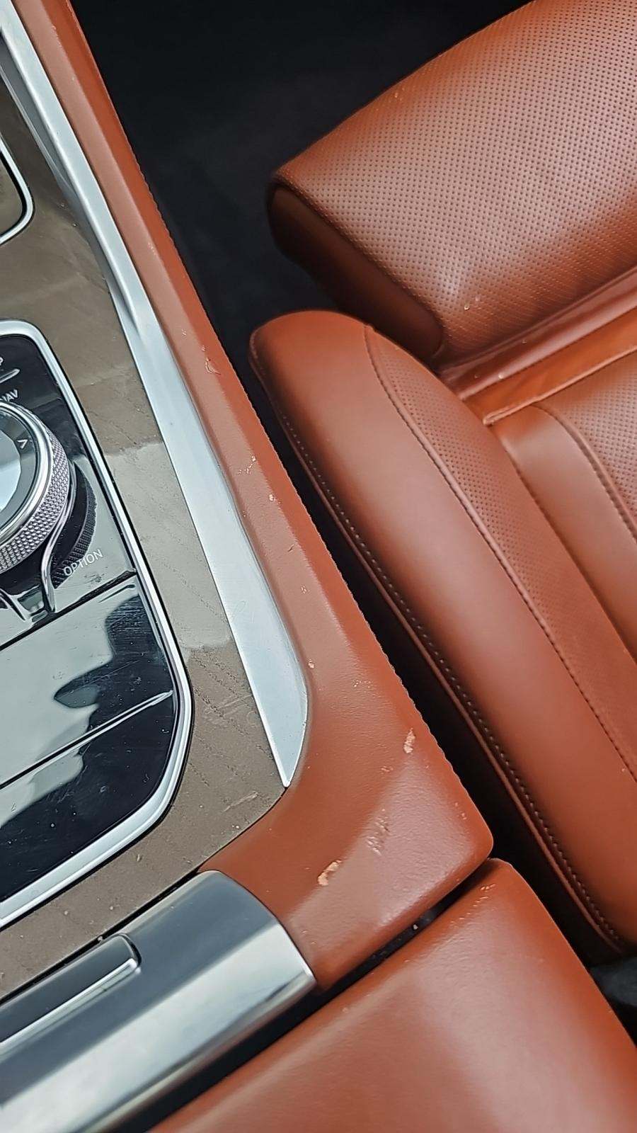 2022 BMW X6 xDrive40i AWD