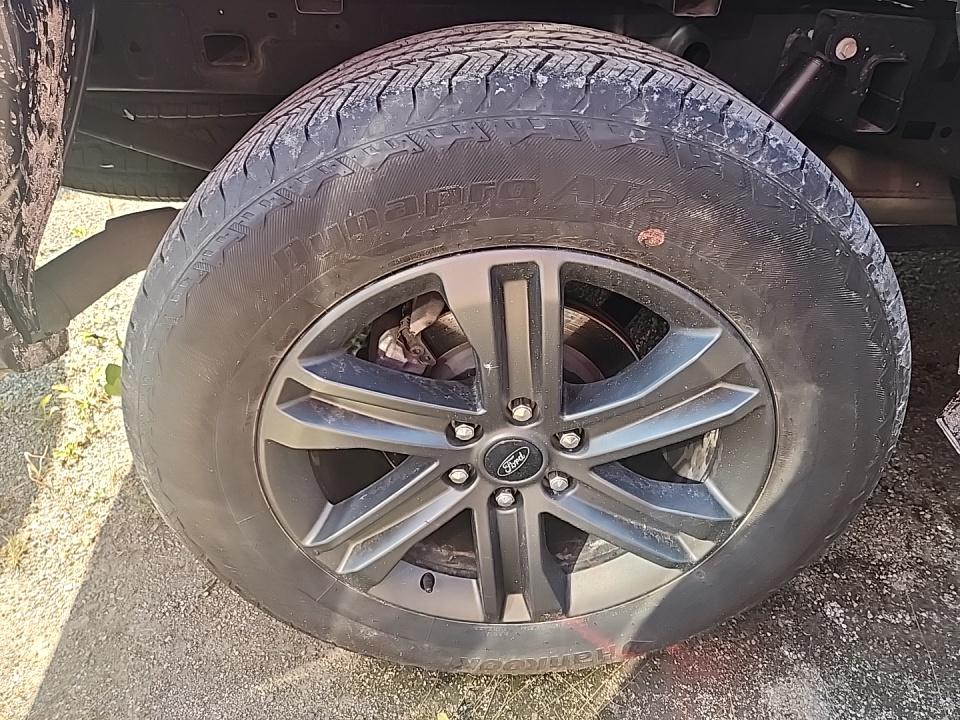 2023 Ford F-150 Lariat AWD