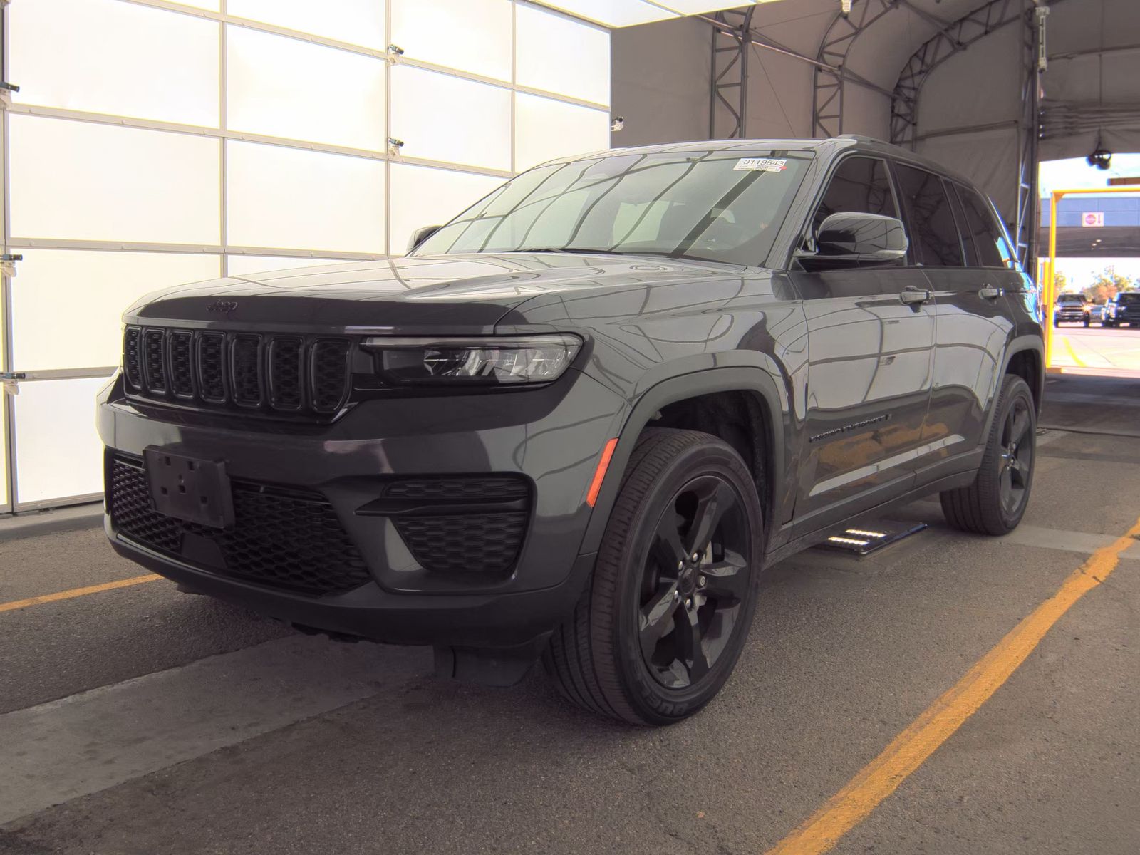 2022 Jeep Grand Cherokee Altitude AWD