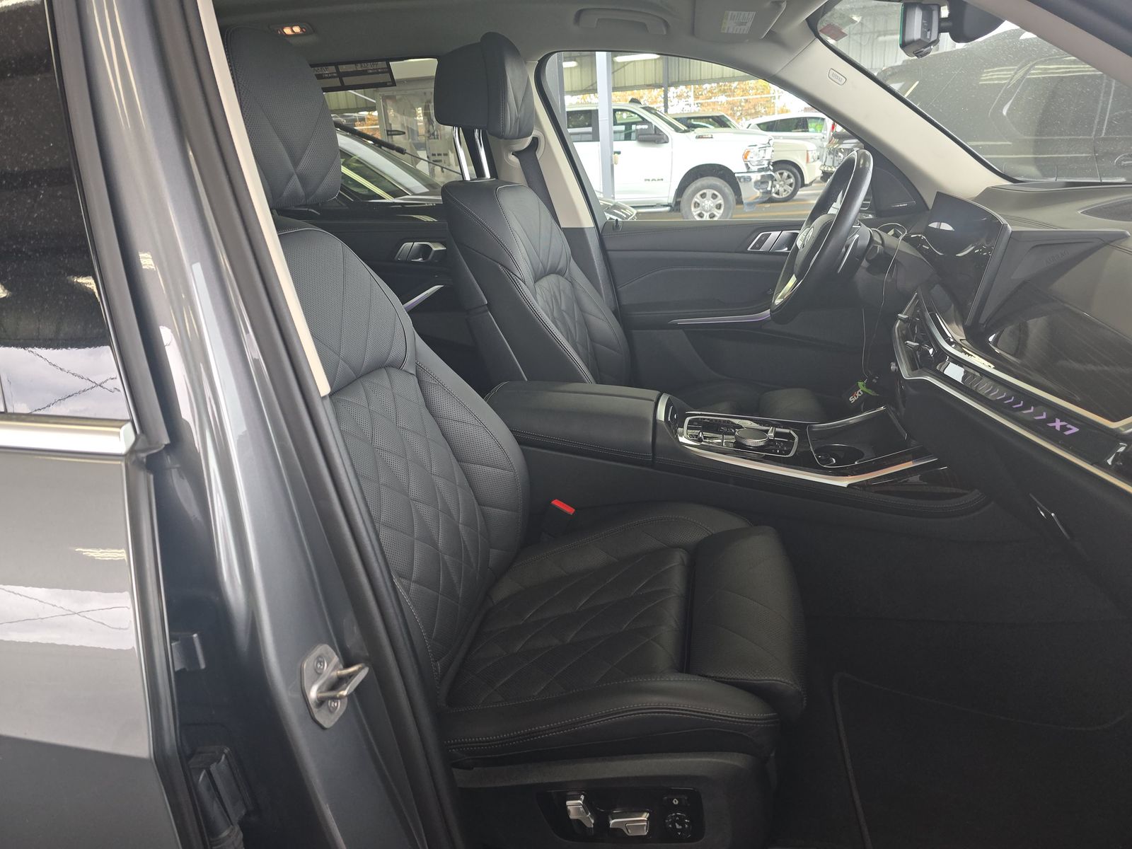 2024 BMW X7 xDrive40i AWD