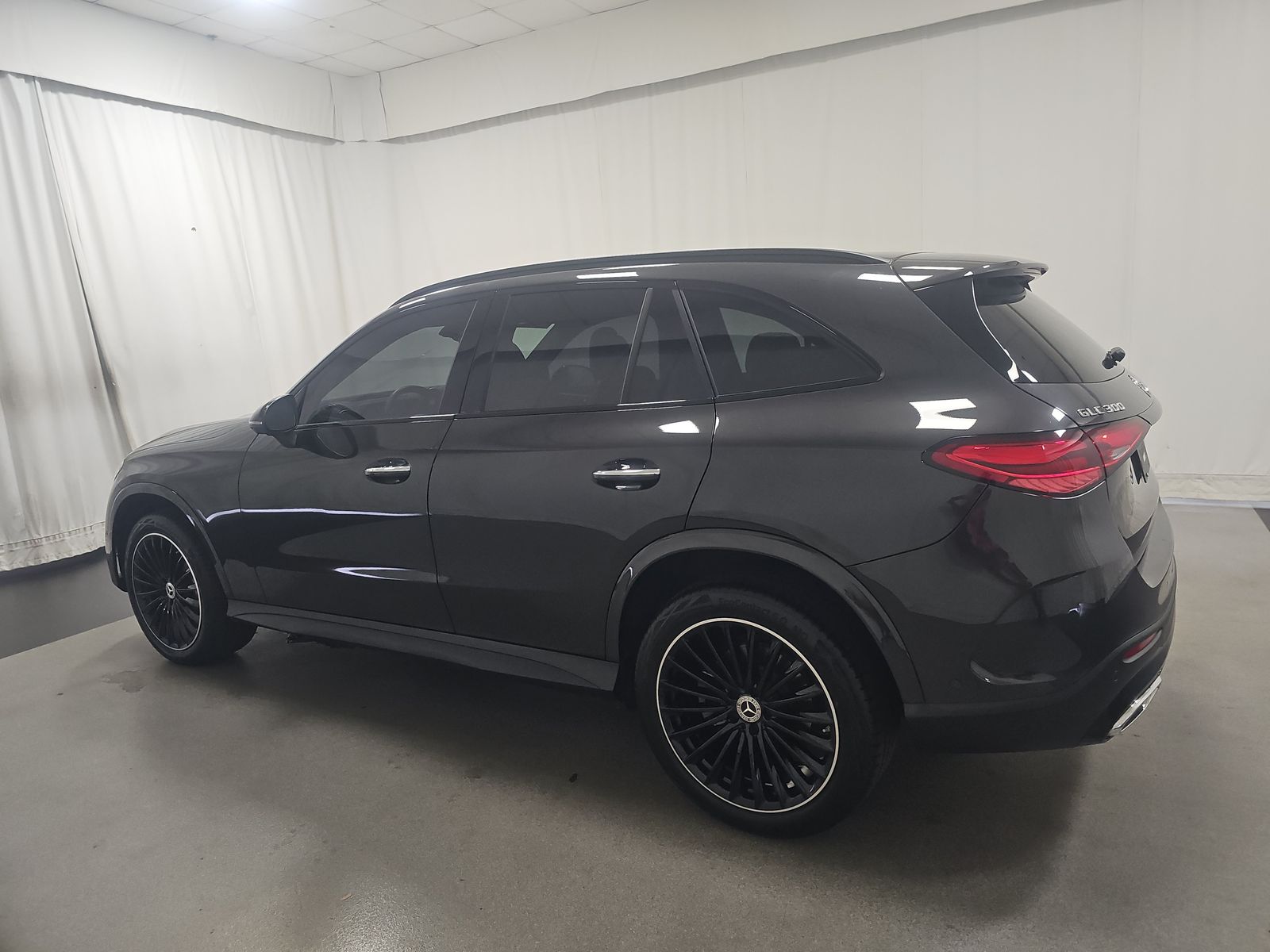 2023 Mercedes-Benz GLC GLC 300 AWD