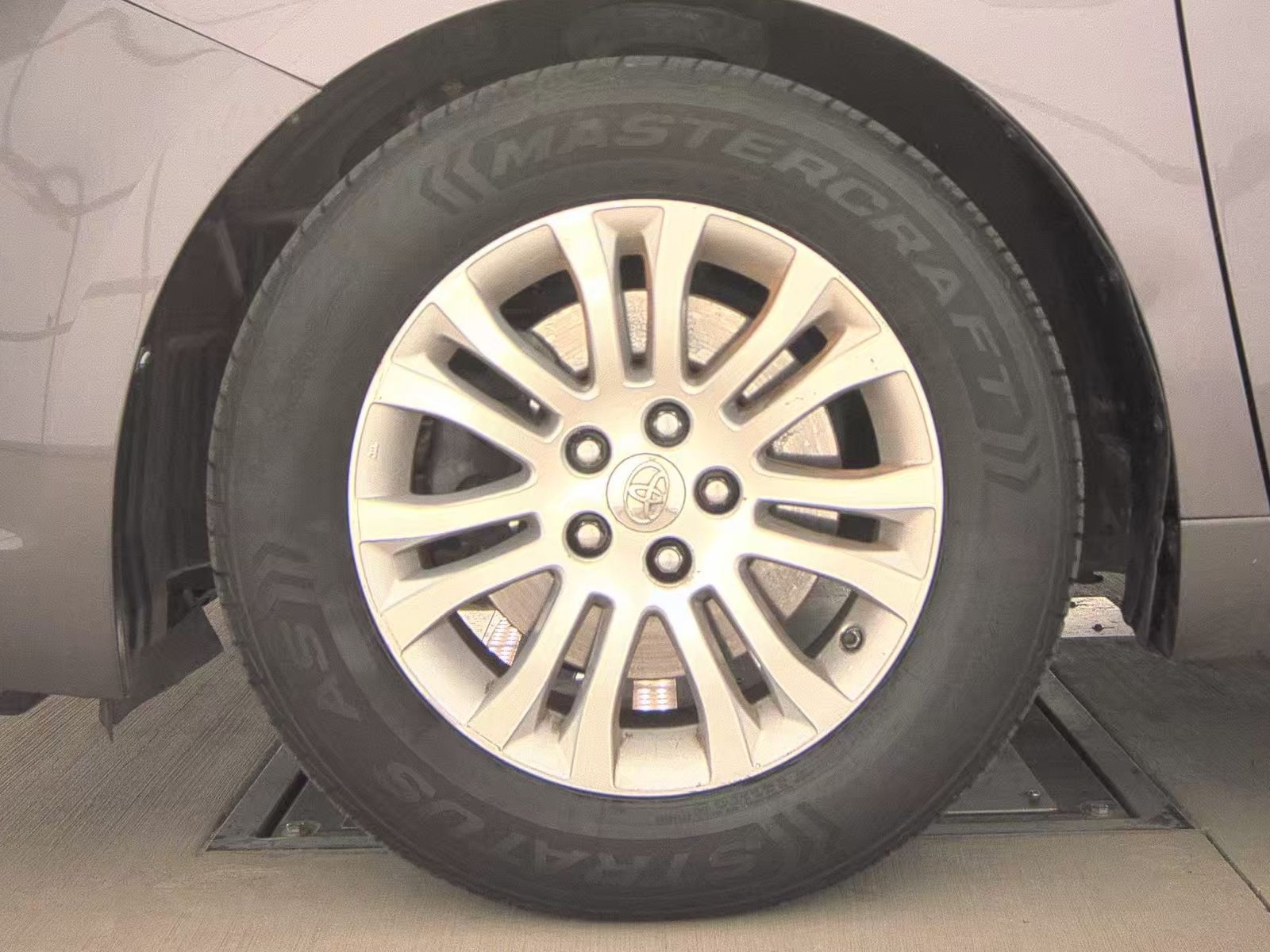 2015 Toyota Sienna XLE FWD