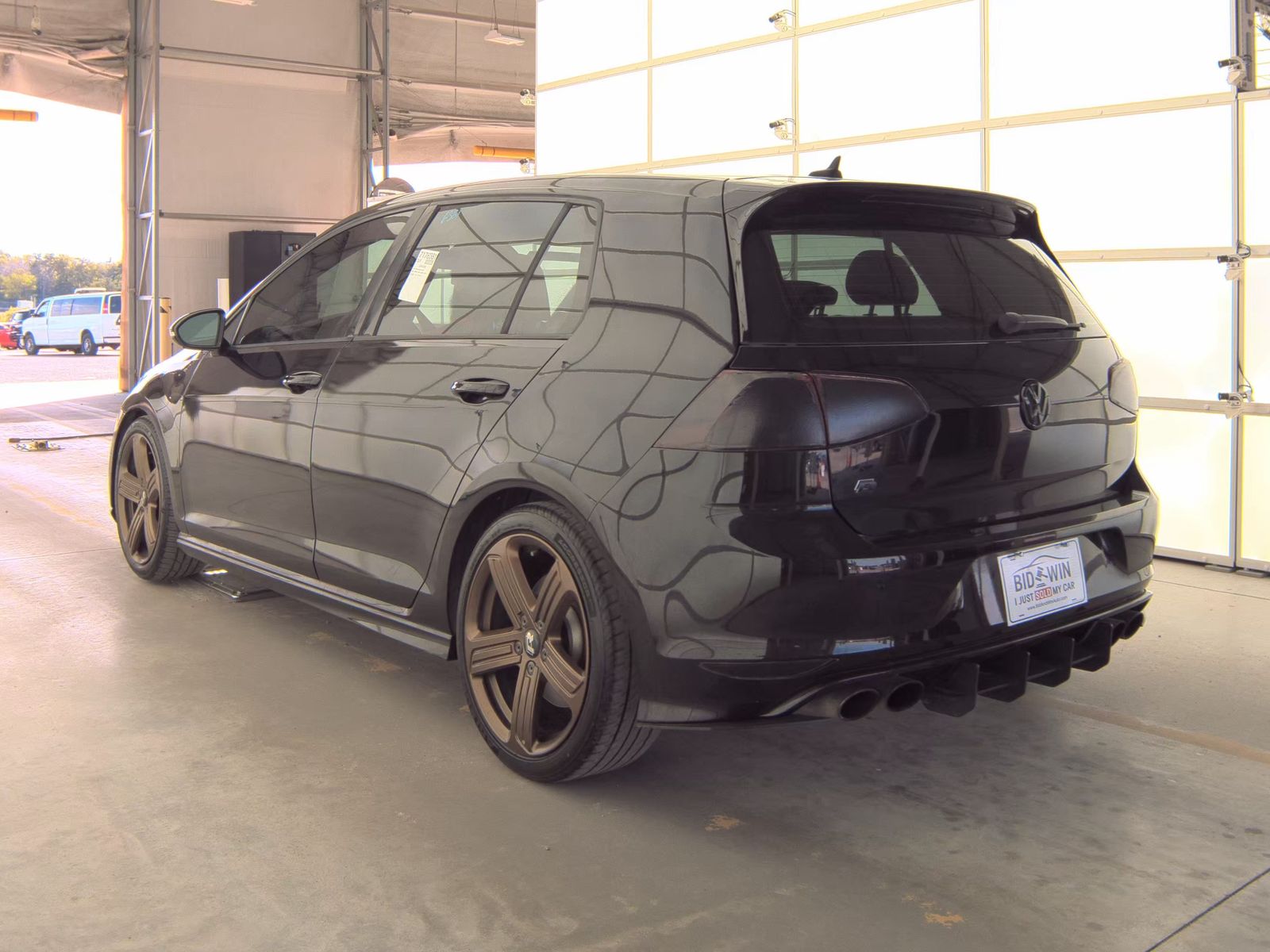 2016 Volkswagen Golf R 2.0T AWD