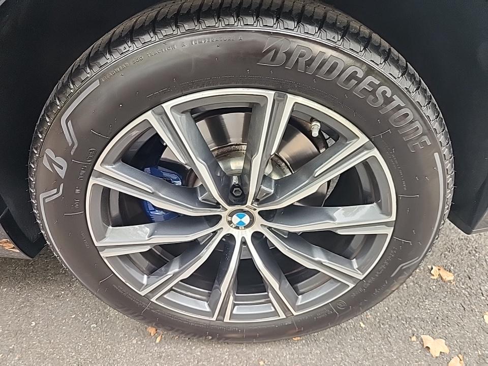 2023 BMW X5 M50i AWD