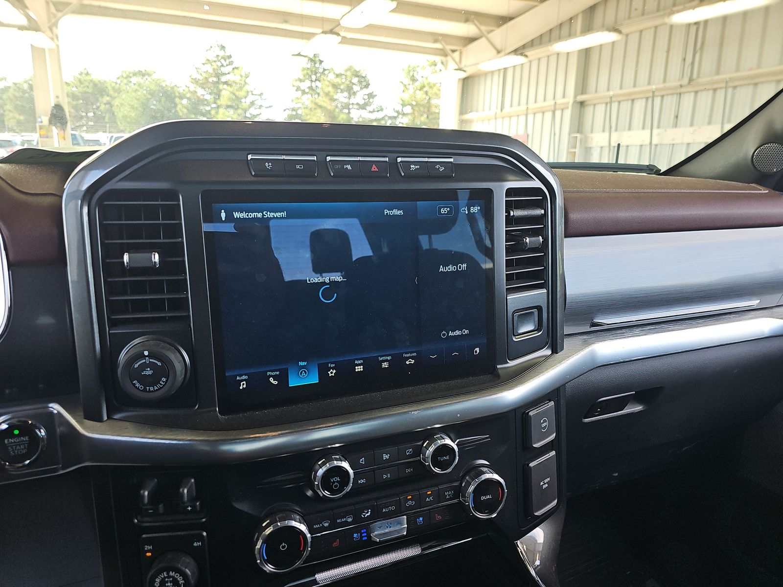 2023 Ford F-150 Hybrid Lariat AWD