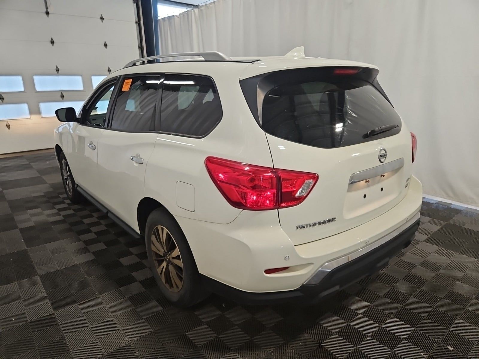 2020 Nissan Pathfinder SV AWD