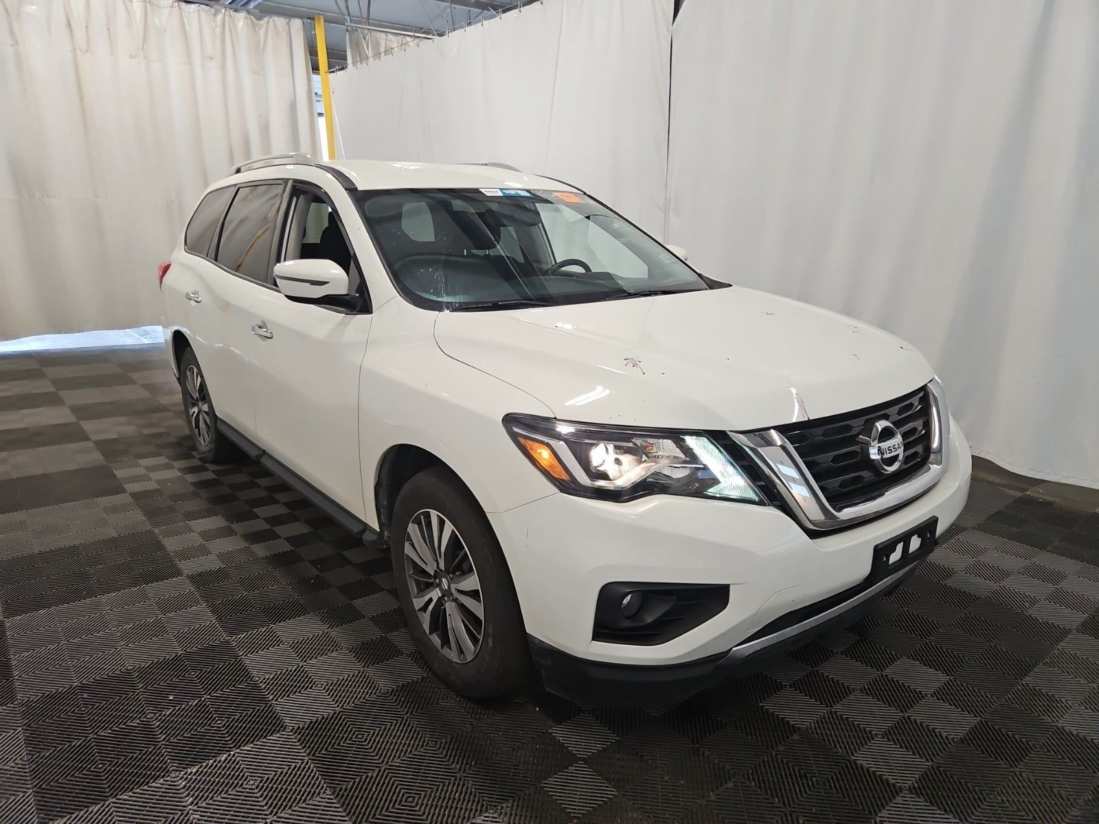 2020 Nissan Pathfinder SV AWD