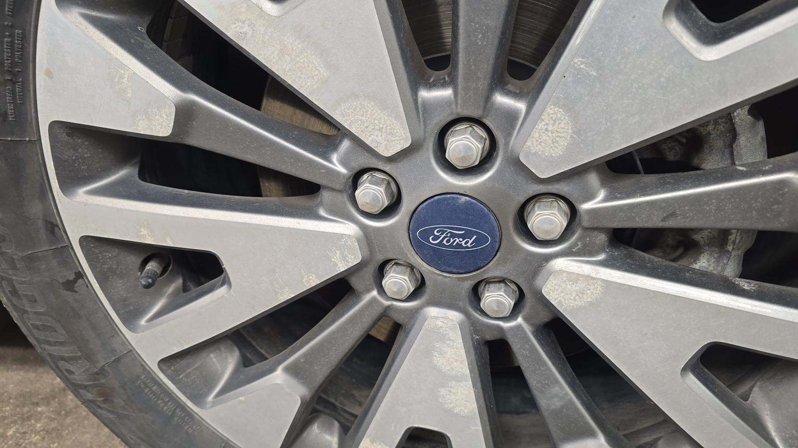 2022 Ford Escape Hybrid Titanium AWD