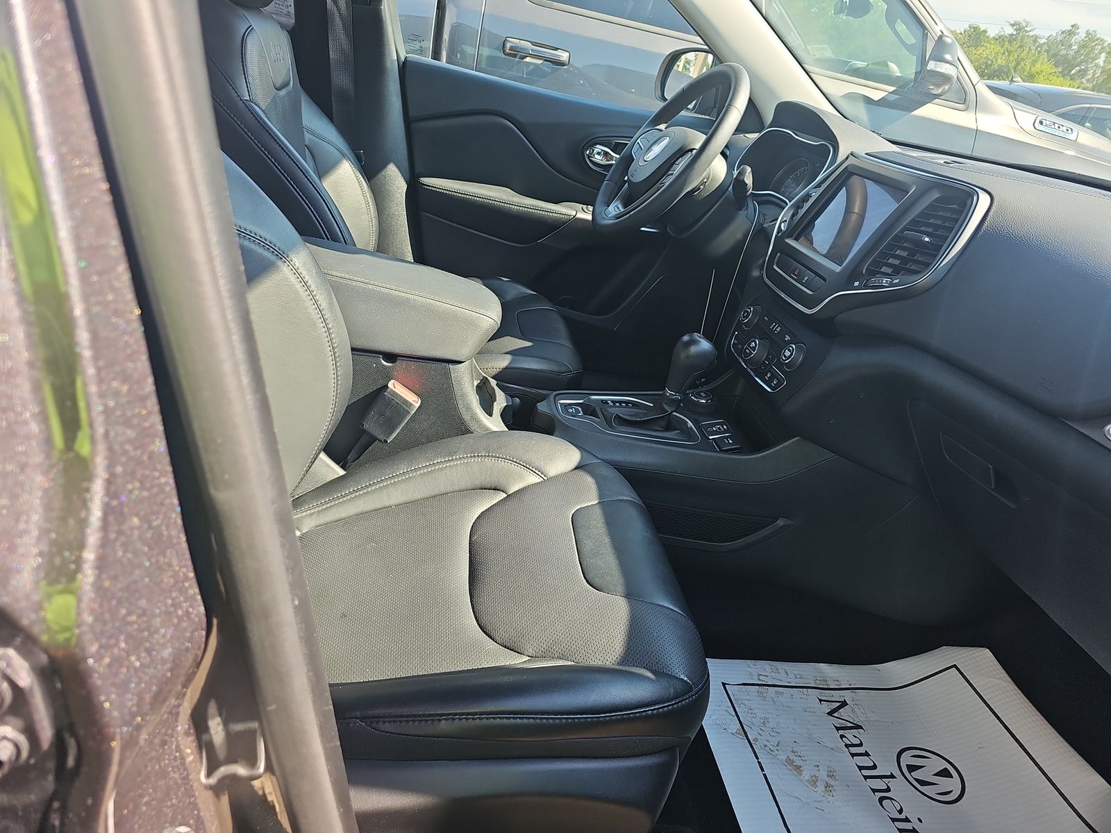 2022 Jeep Cherokee Latitude Lux AWD