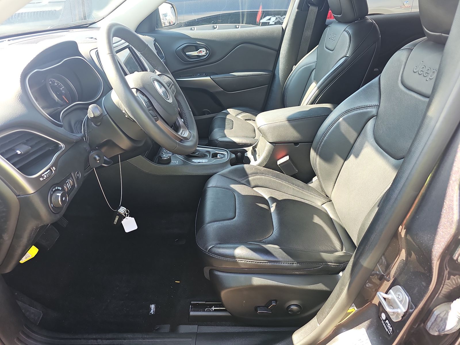 2022 Jeep Cherokee Latitude Lux AWD