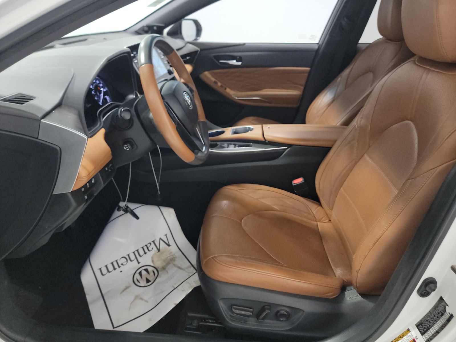 2020 Toyota Avalon Hybrid Limited FWD