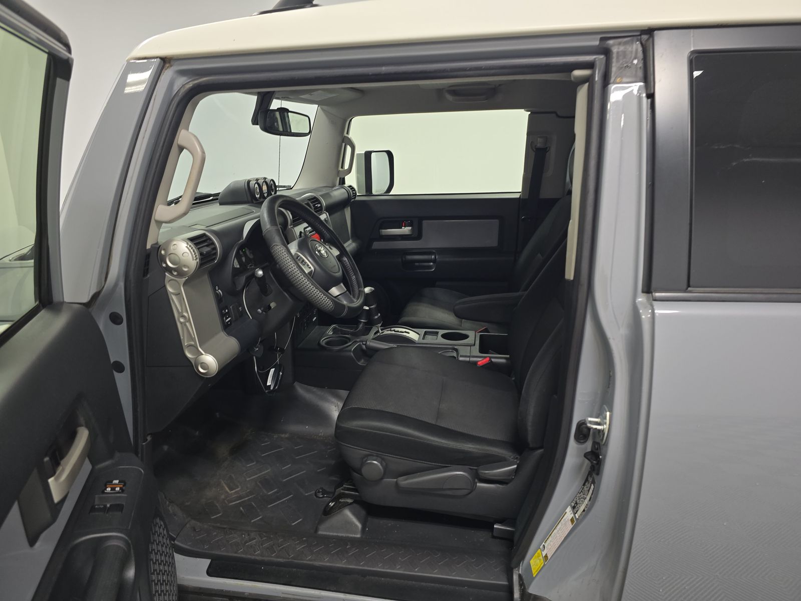 2014 Toyota FJ Cruiser Base AWD