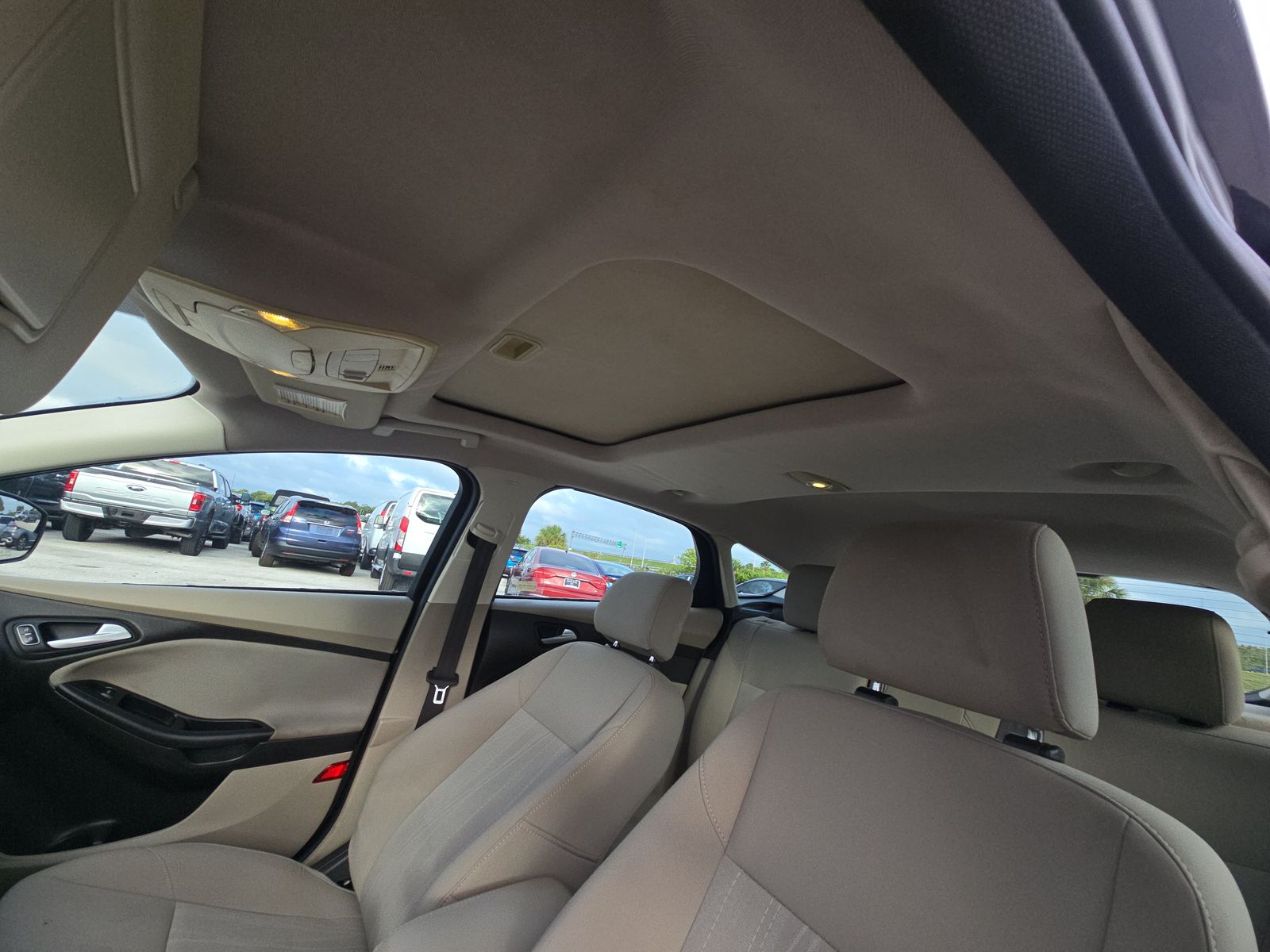 2016 Ford Focus SE FWD