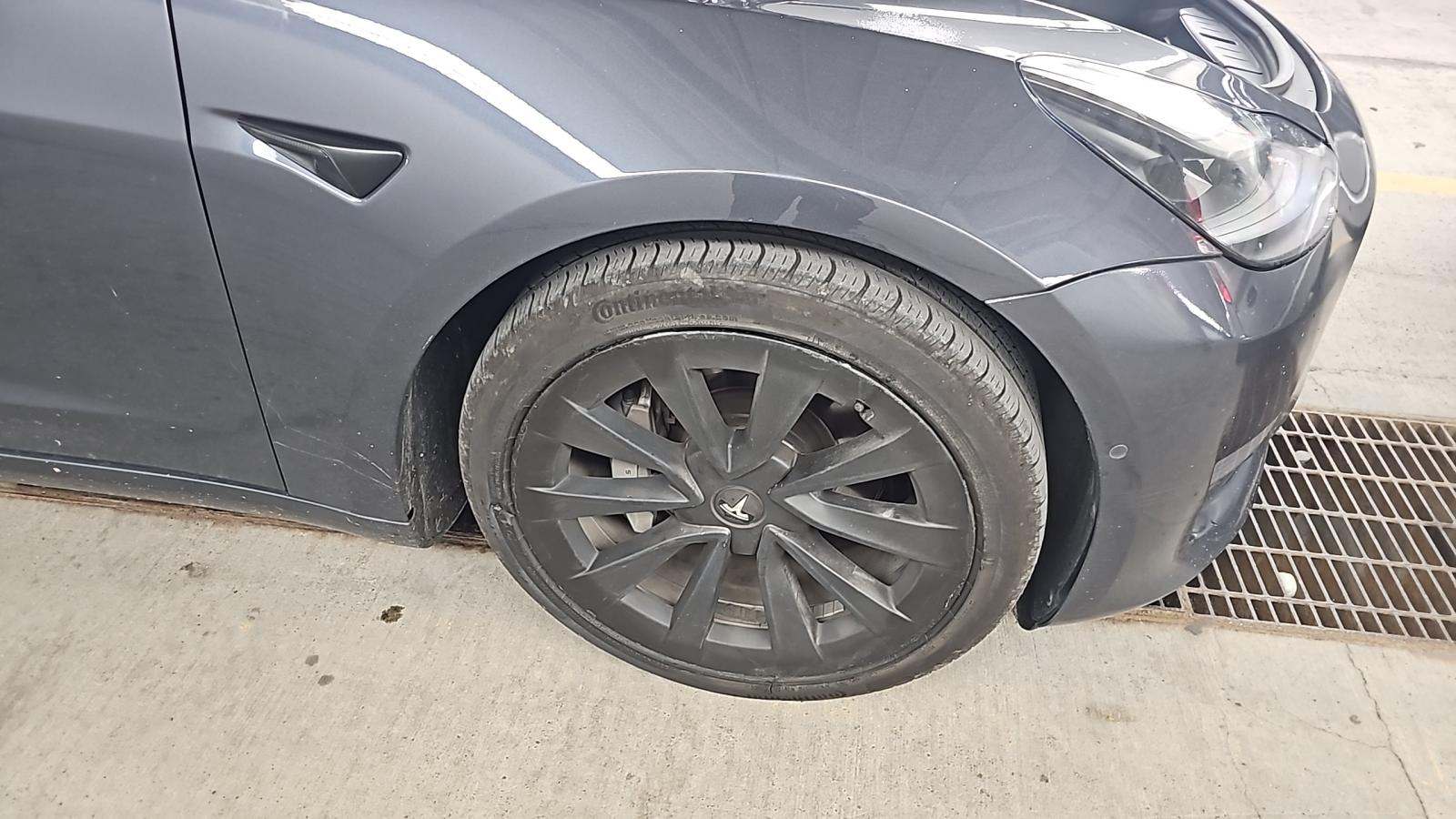 2022 Tesla Model 3 Standard Range RWD