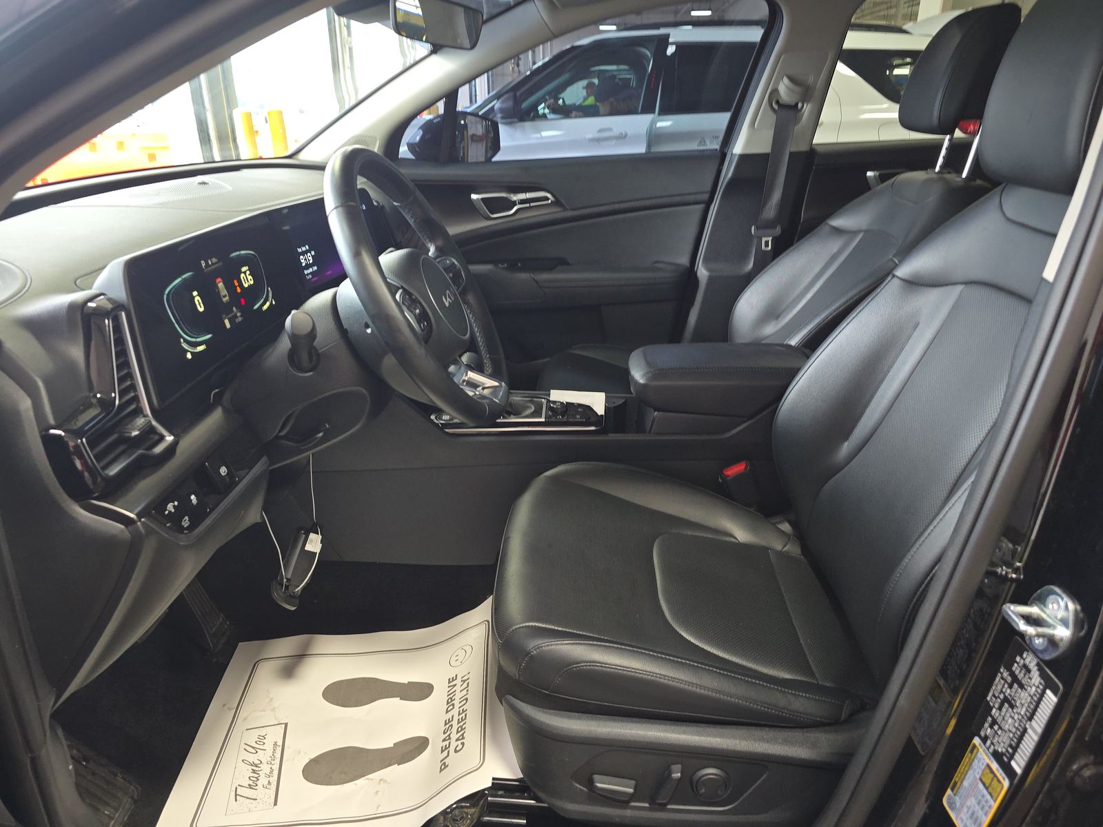 2025 Kia Sportage EX FWD