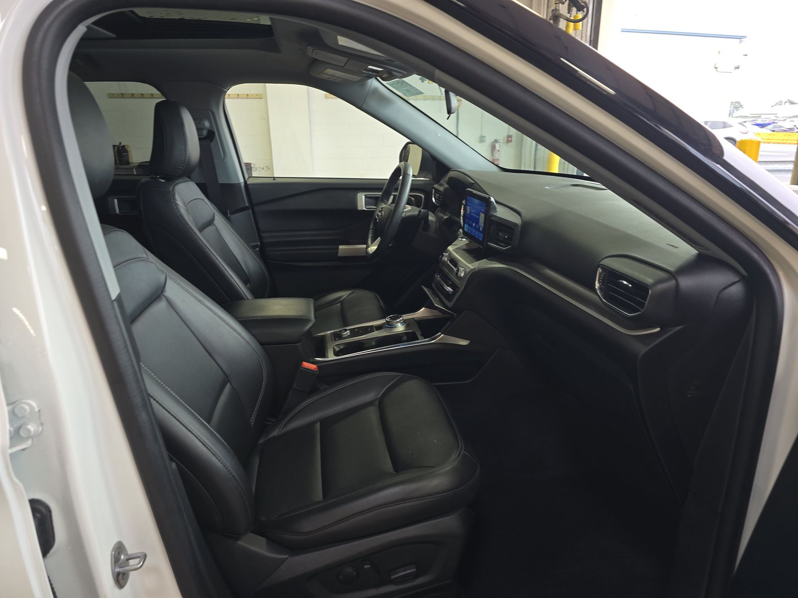 2022 Ford Explorer XLT AWD