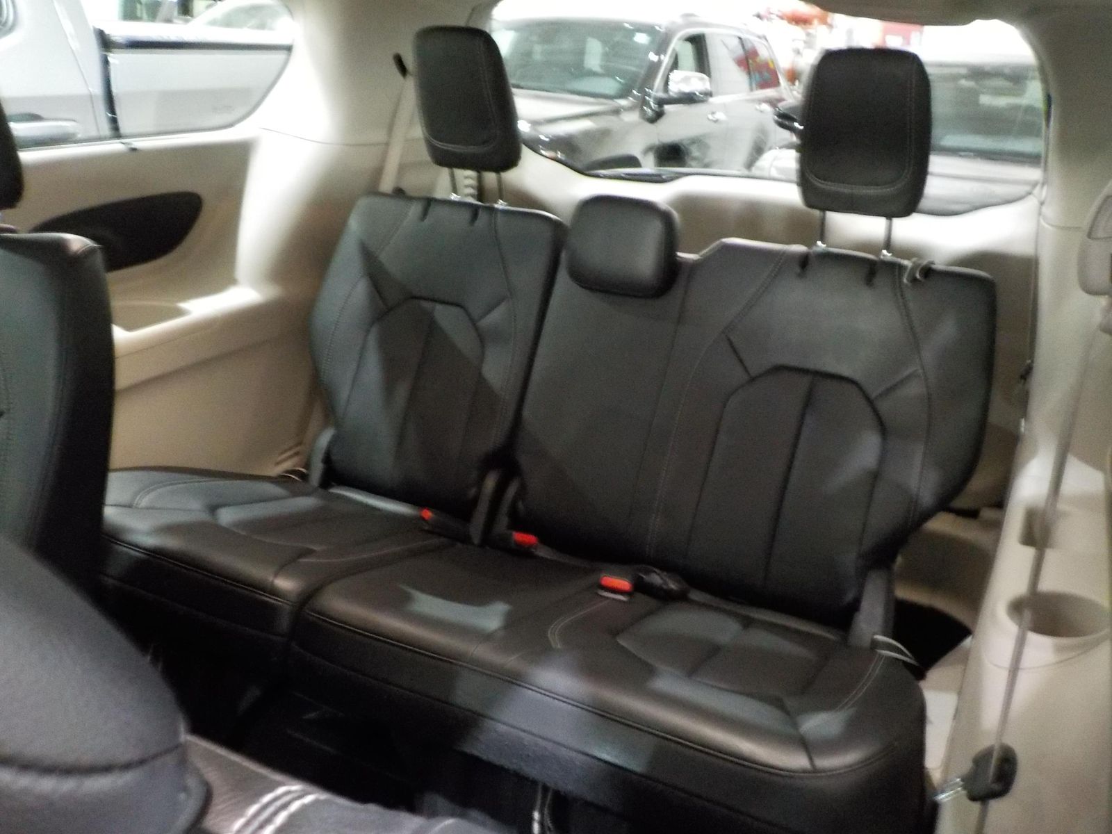 2022 Chrysler Pacifica Touring L FWD