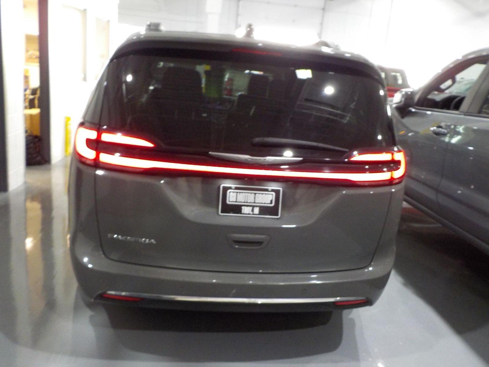 2022 Chrysler Pacifica Touring L FWD
