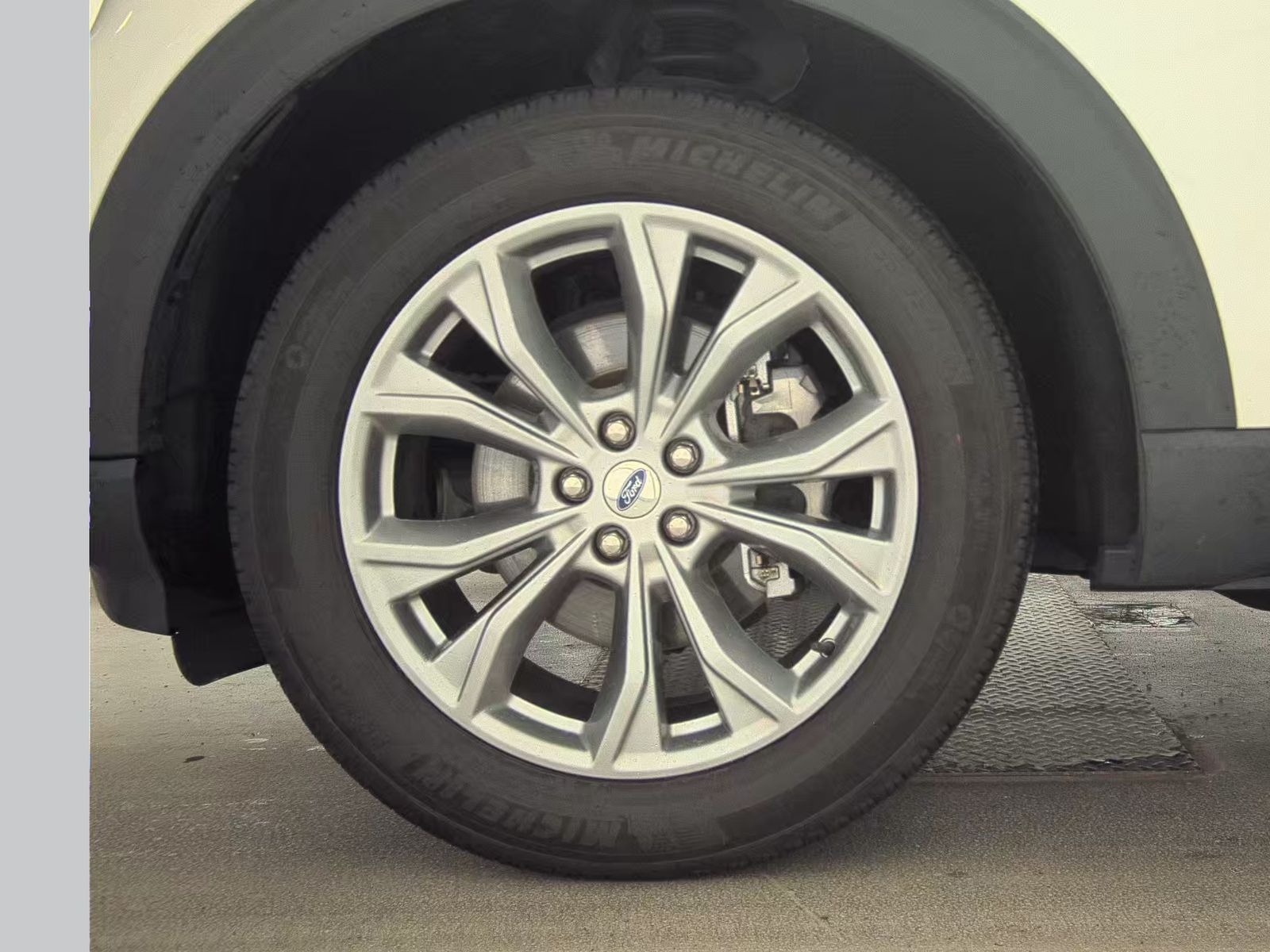 2022 Ford Explorer XLT AWD