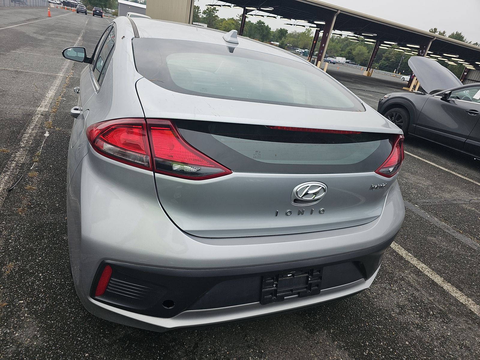 2021 Hyundai Ioniq Hybrid SE FWD