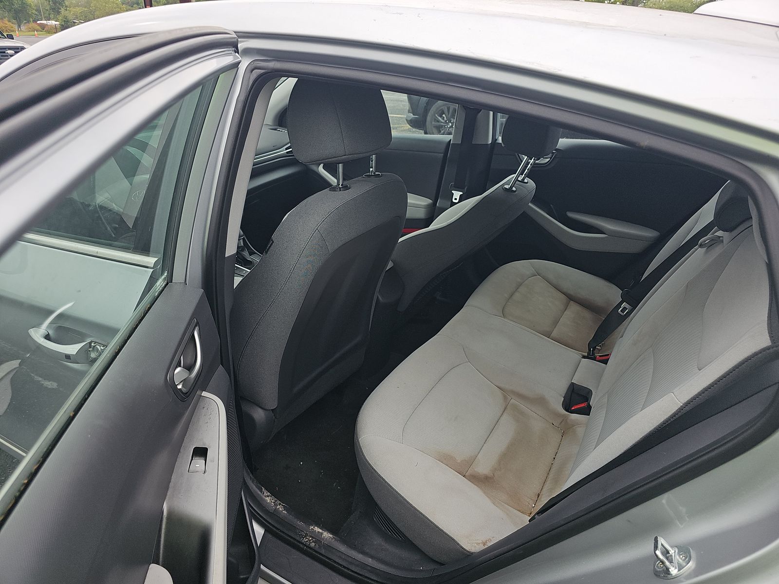 2021 Hyundai Ioniq Hybrid SE FWD