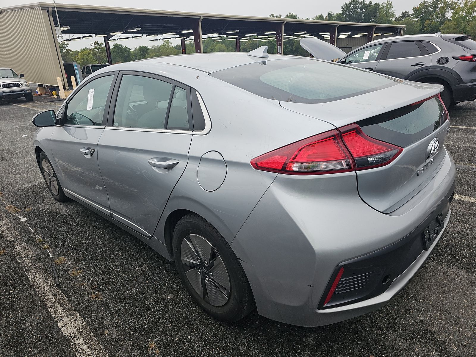 2021 Hyundai Ioniq Hybrid SE FWD