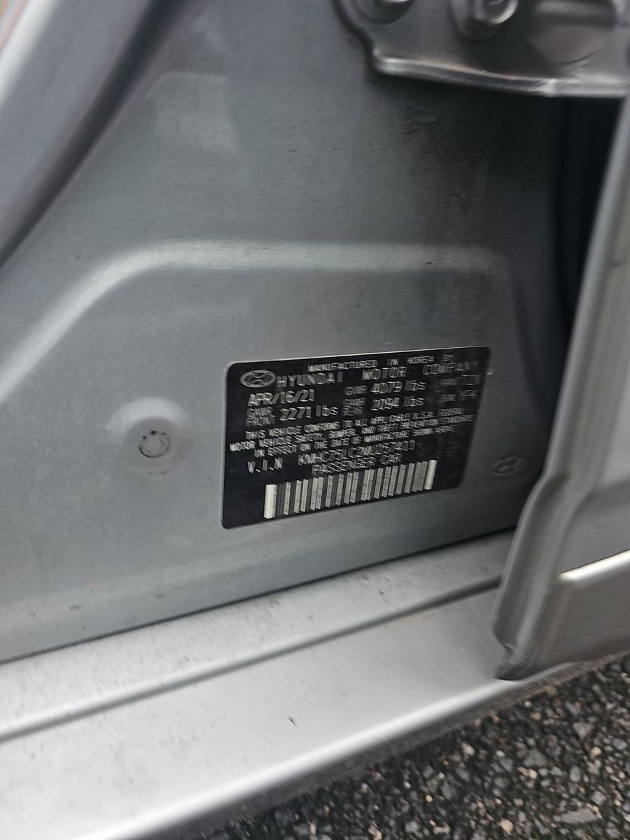 2021 Hyundai Ioniq Hybrid SE FWD