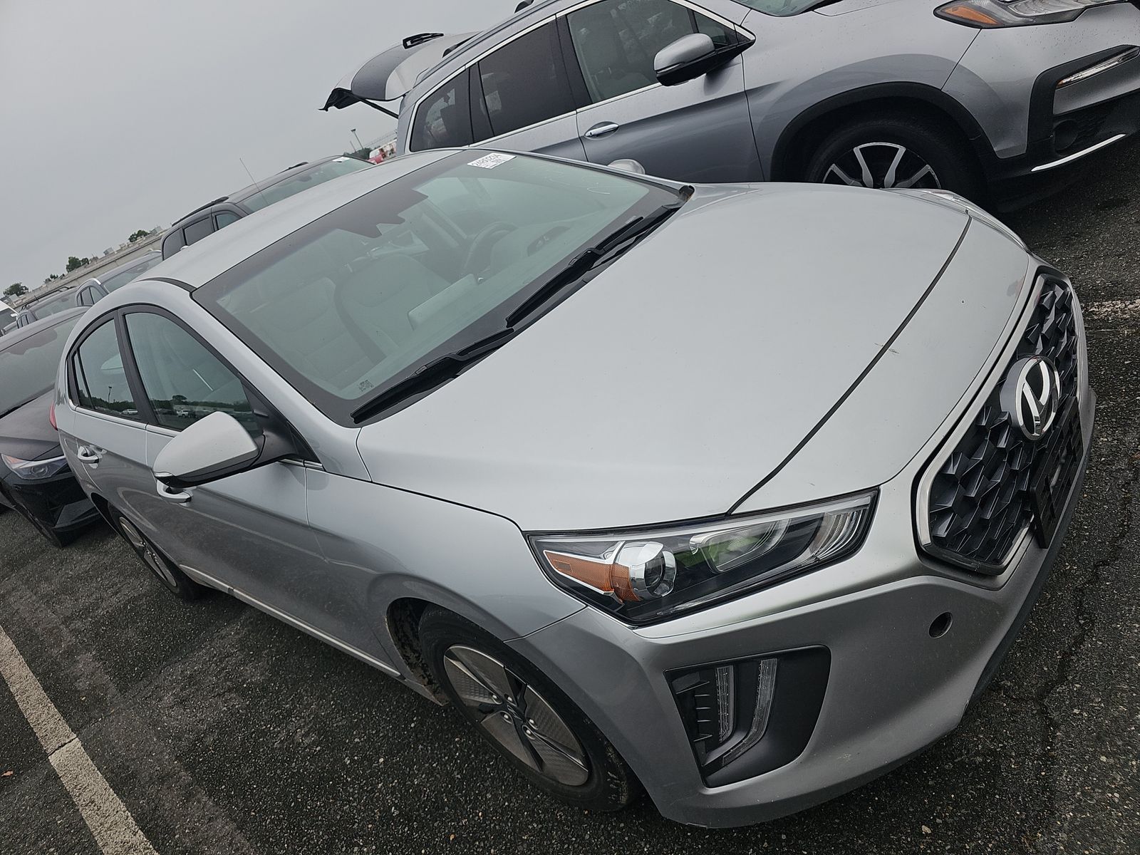 2021 Hyundai Ioniq Hybrid SE FWD