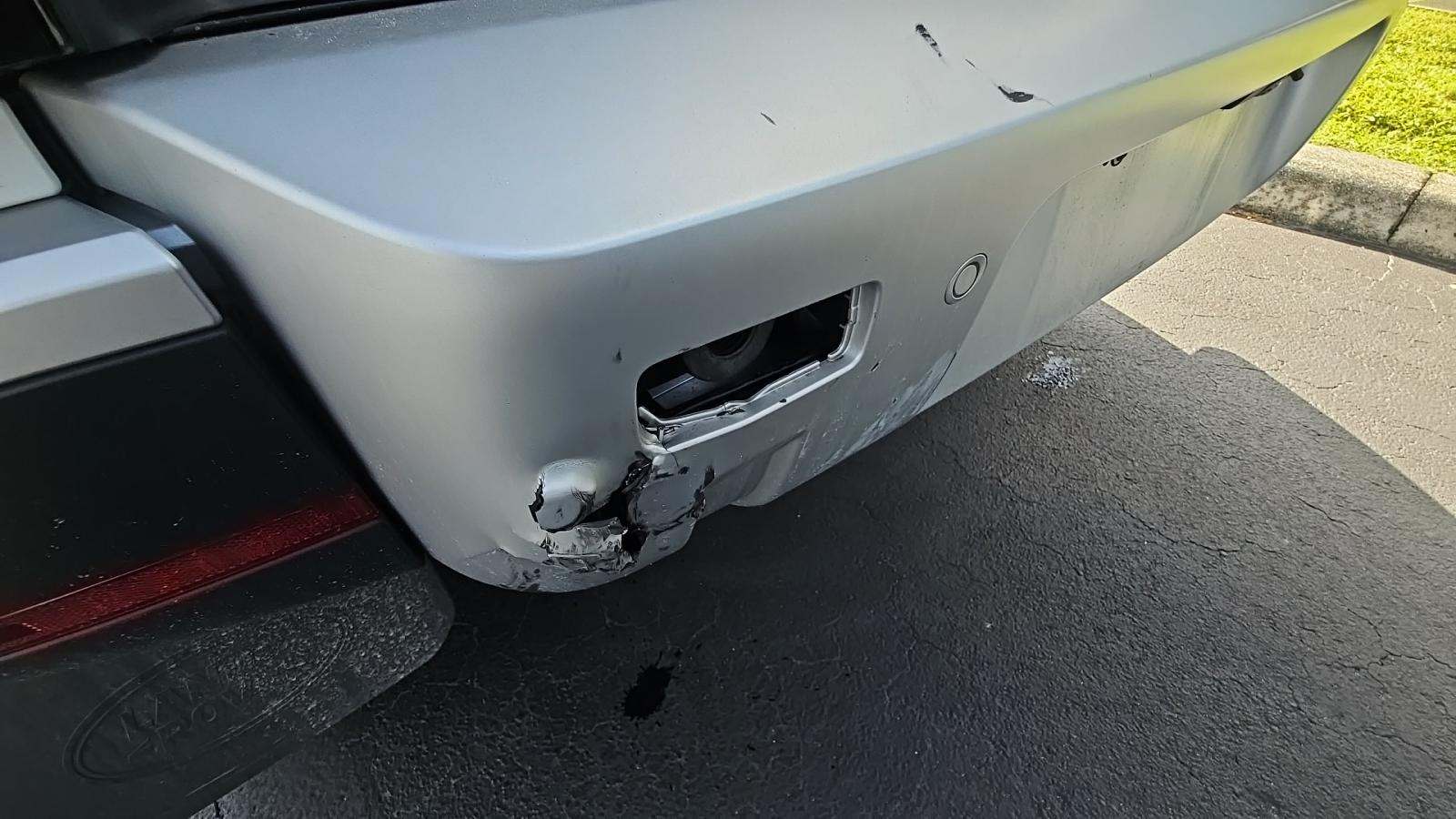 2023 Land Rover Defender 110 SE AWD