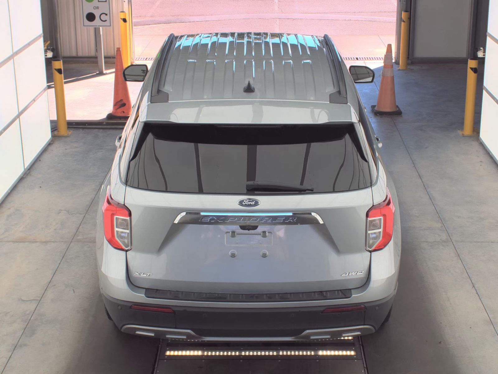 2022 Ford Explorer XLT AWD