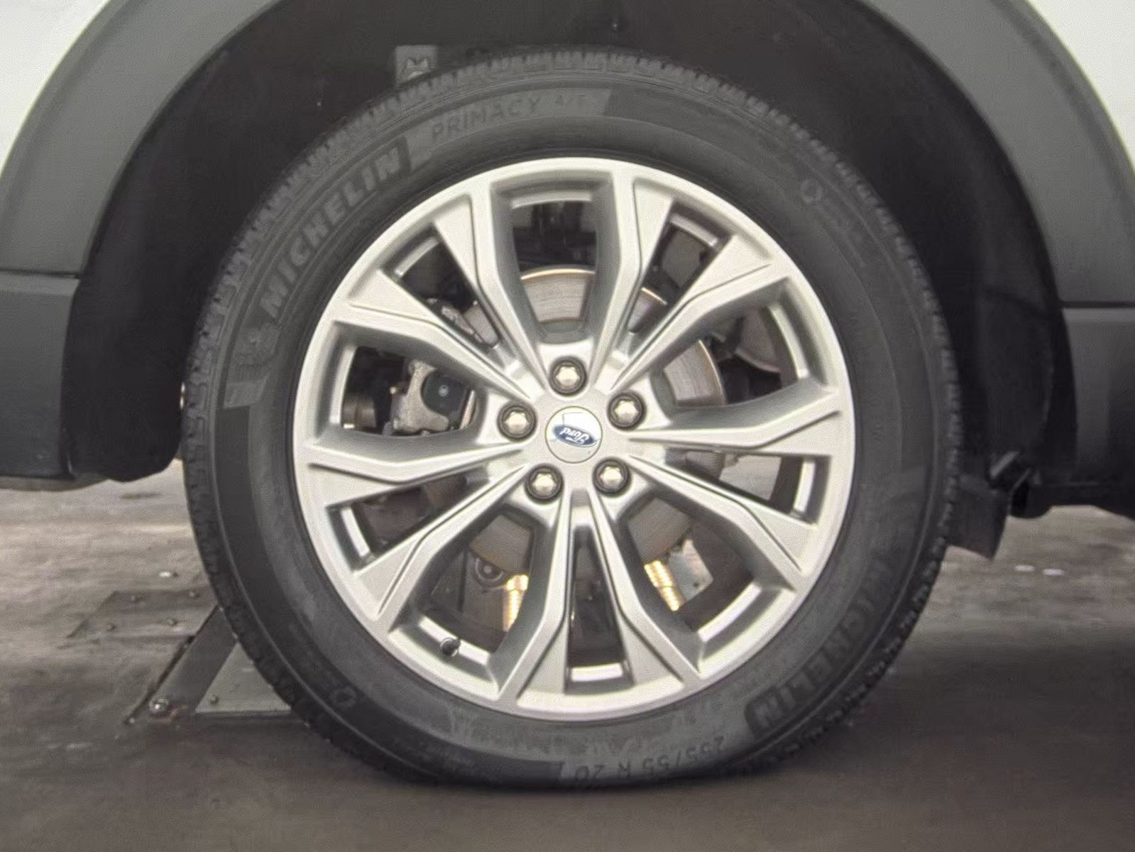 2022 Ford Explorer XLT AWD