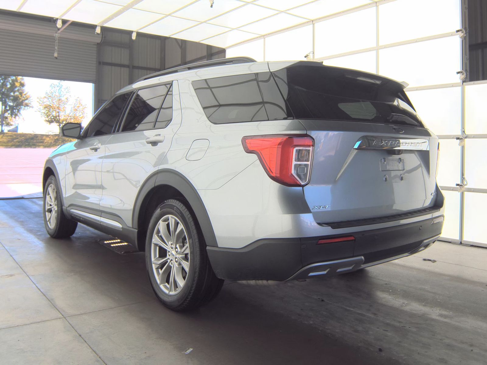2022 Ford Explorer XLT AWD