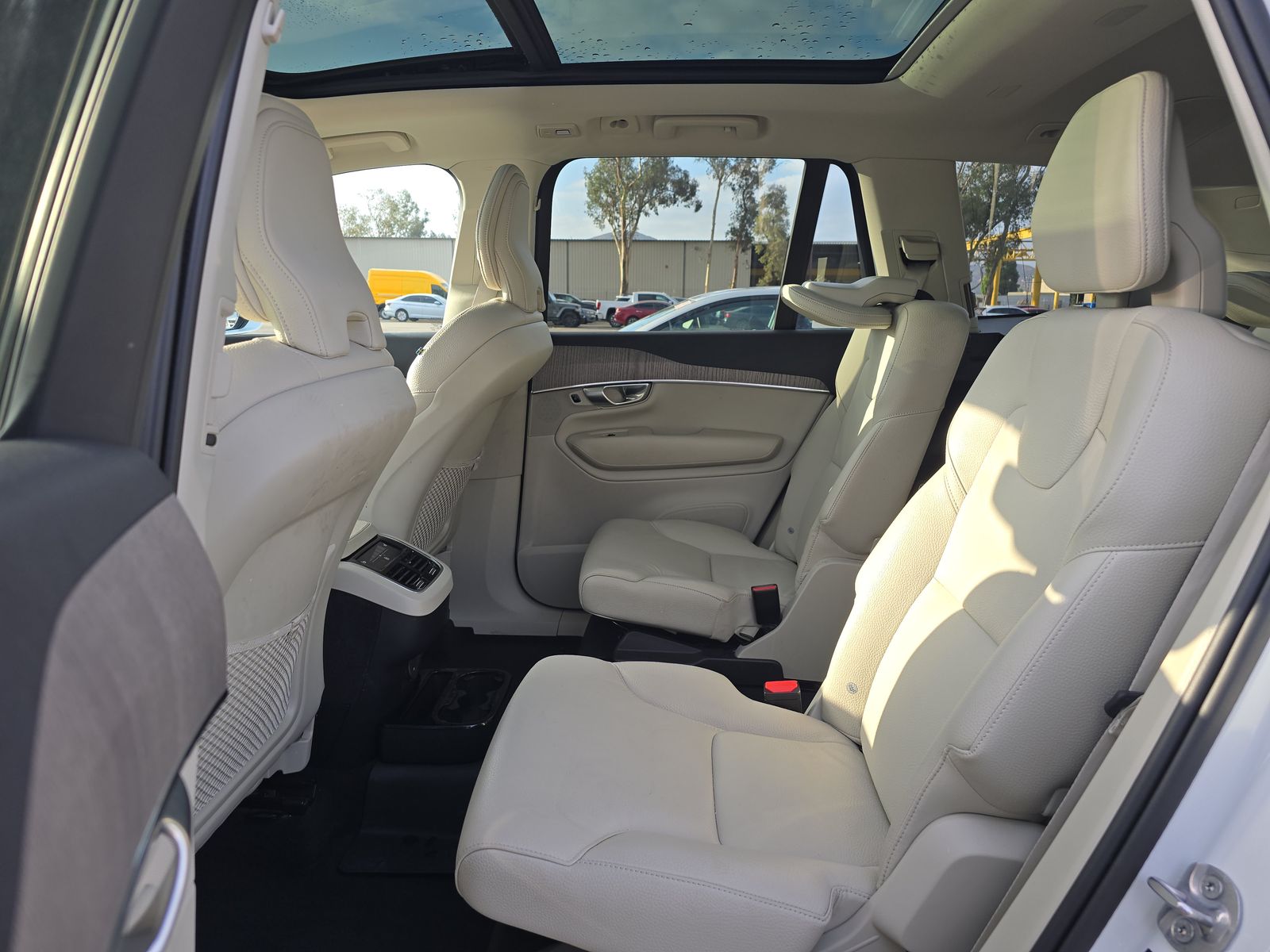 2024 Volvo XC90 B6 Plus AWD