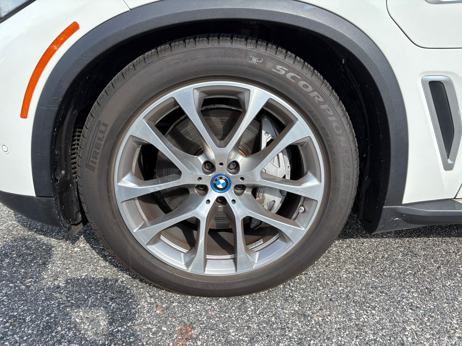 2023 BMW X5 xDrive45e AWD