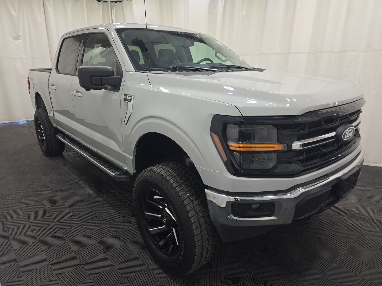 2024 Ford F-150 XLT AWD