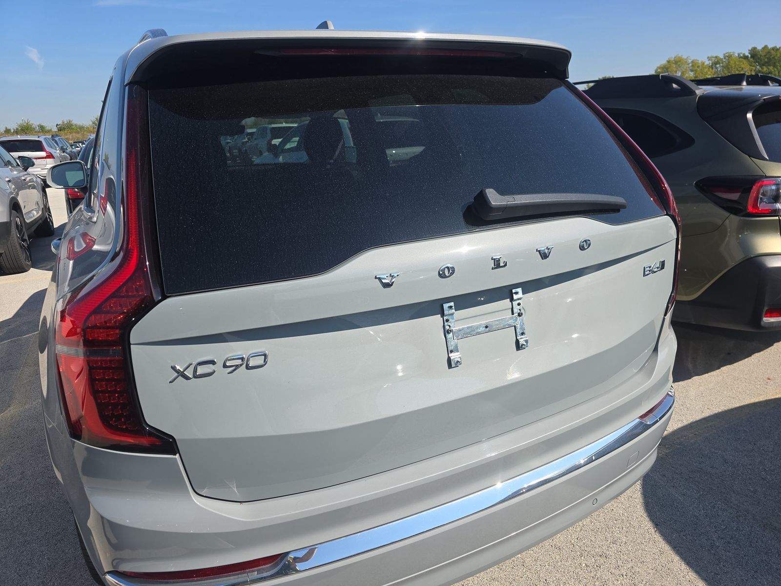 2025 Volvo XC90 B6 Plus AWD