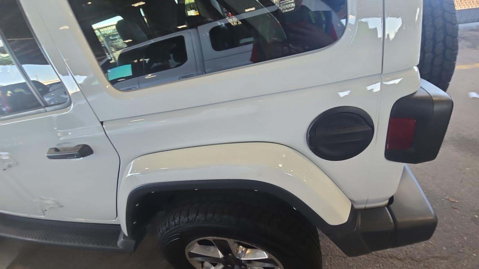 2022 Jeep Wrangler Unlimited Sahara AWD