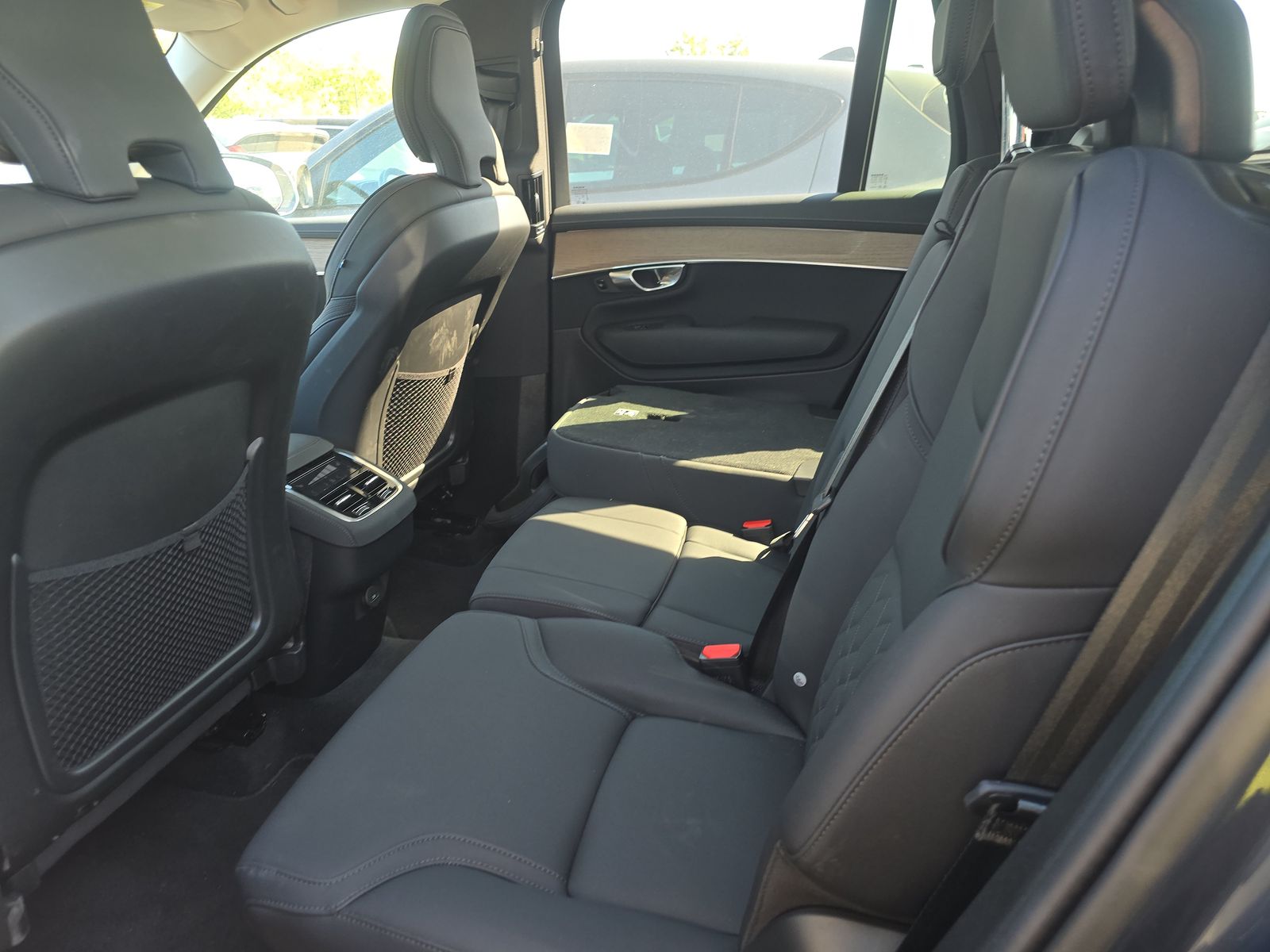 2025 Volvo XC90 B6 Plus AWD