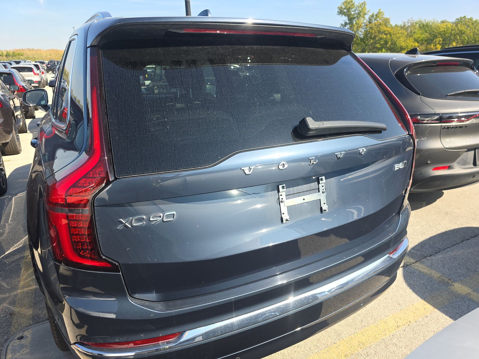 2025 Volvo XC90 B6 Plus AWD