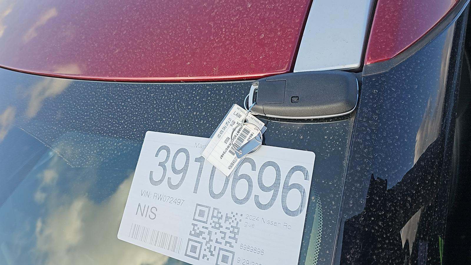 2024 Nissan Rogue Platinum FWD