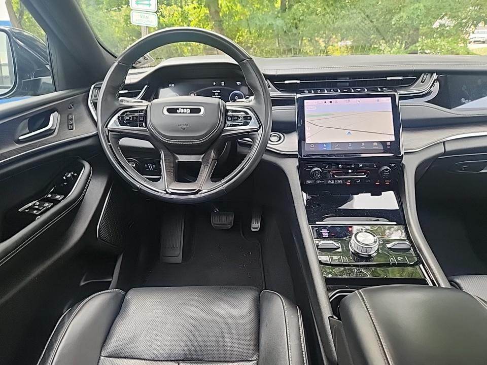 2023 Jeep Grand Cherokee Overland AWD