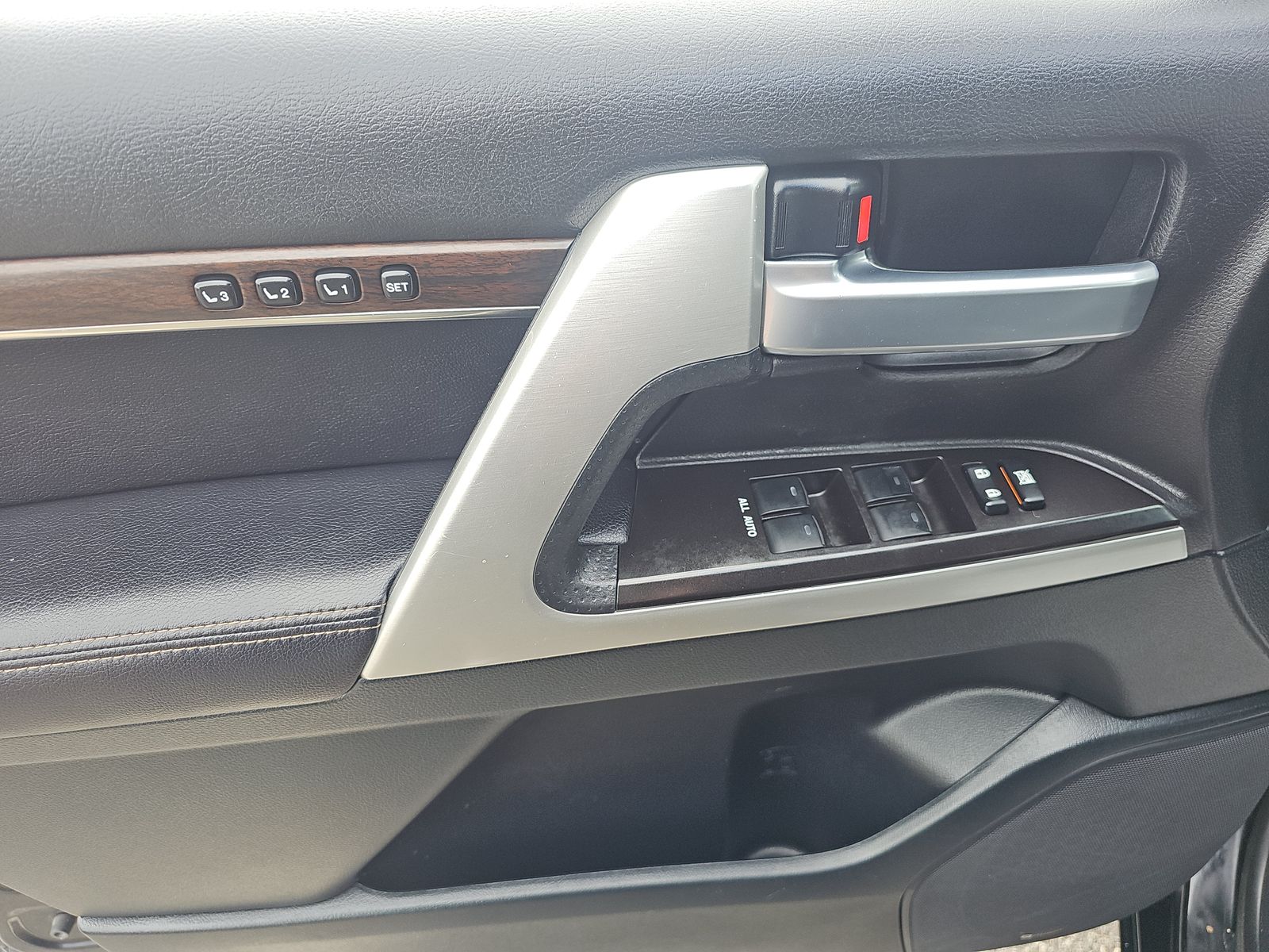 2021 Toyota Land Cruiser Heritage Edition AWD