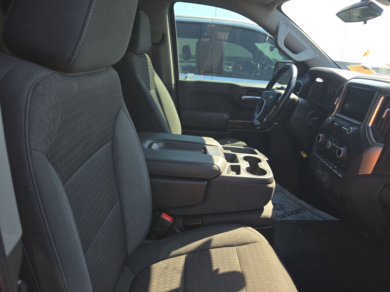 2022 Chevrolet Silverado 1500 LT RWD