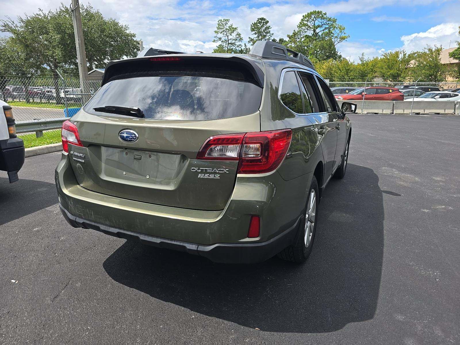 2015 Subaru Outback 2.5i Premium AWD