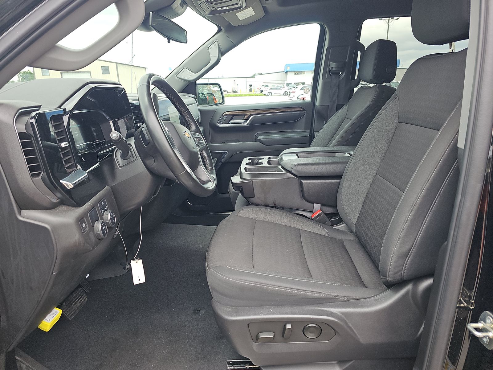 2024 Chevrolet Silverado 1500 LT RWD