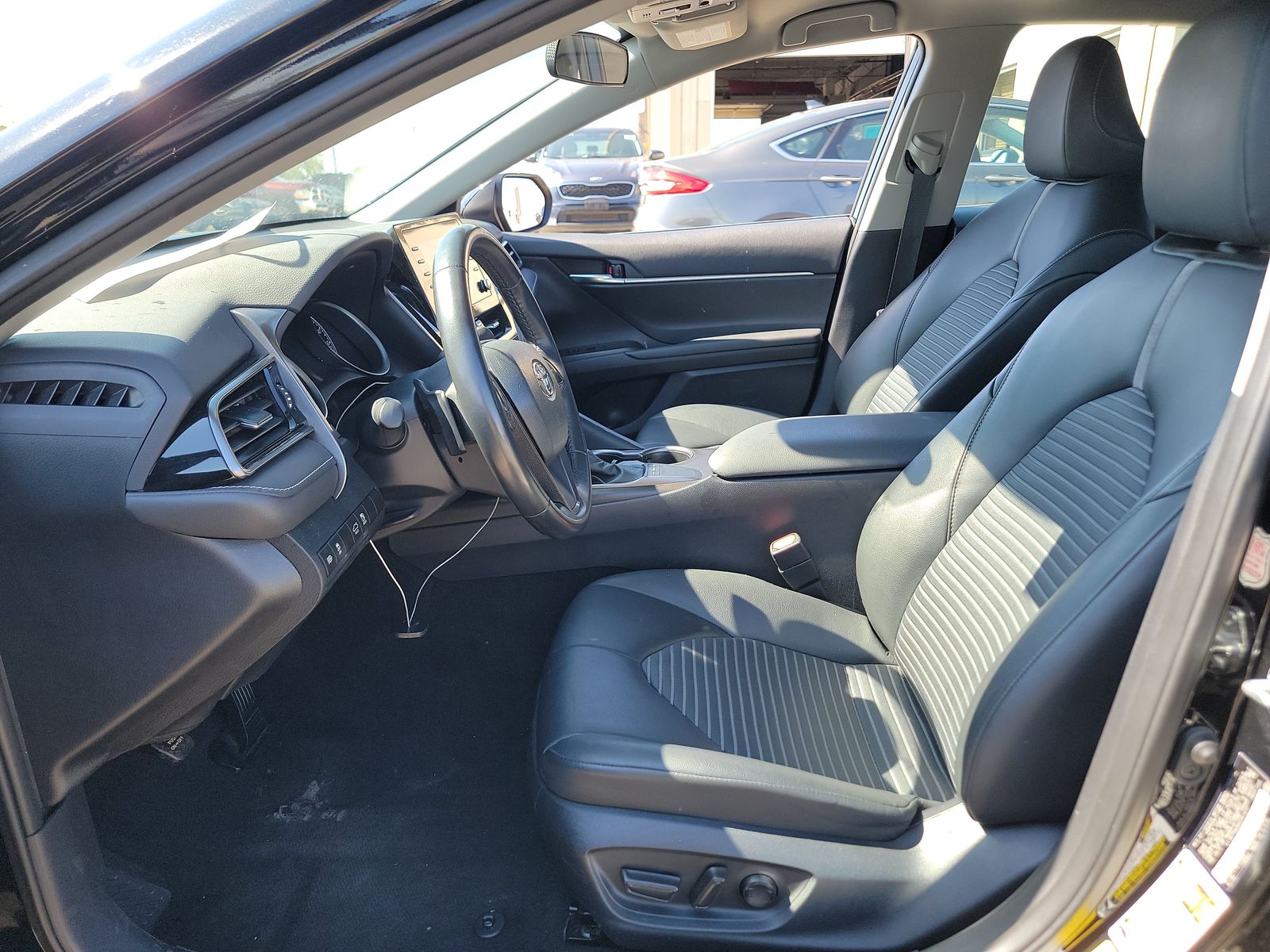 2024 Toyota Camry SE FWD